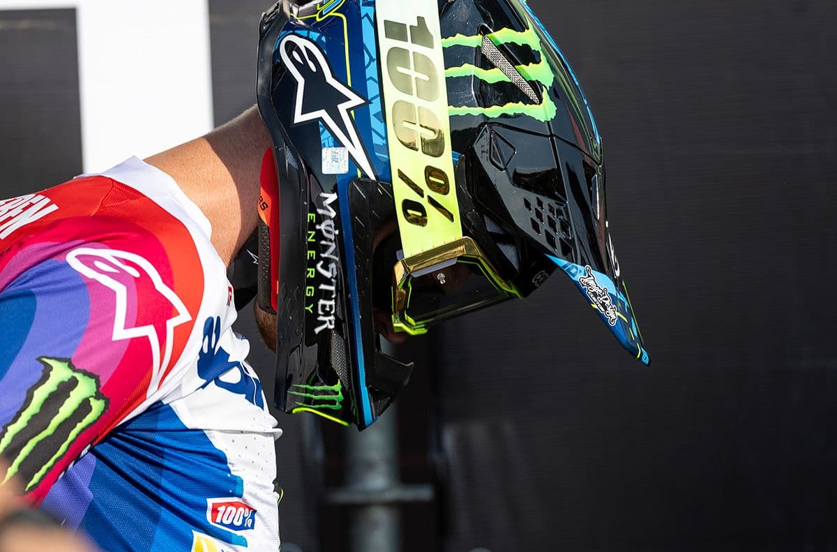 Calvin Vlaanderen Interview image