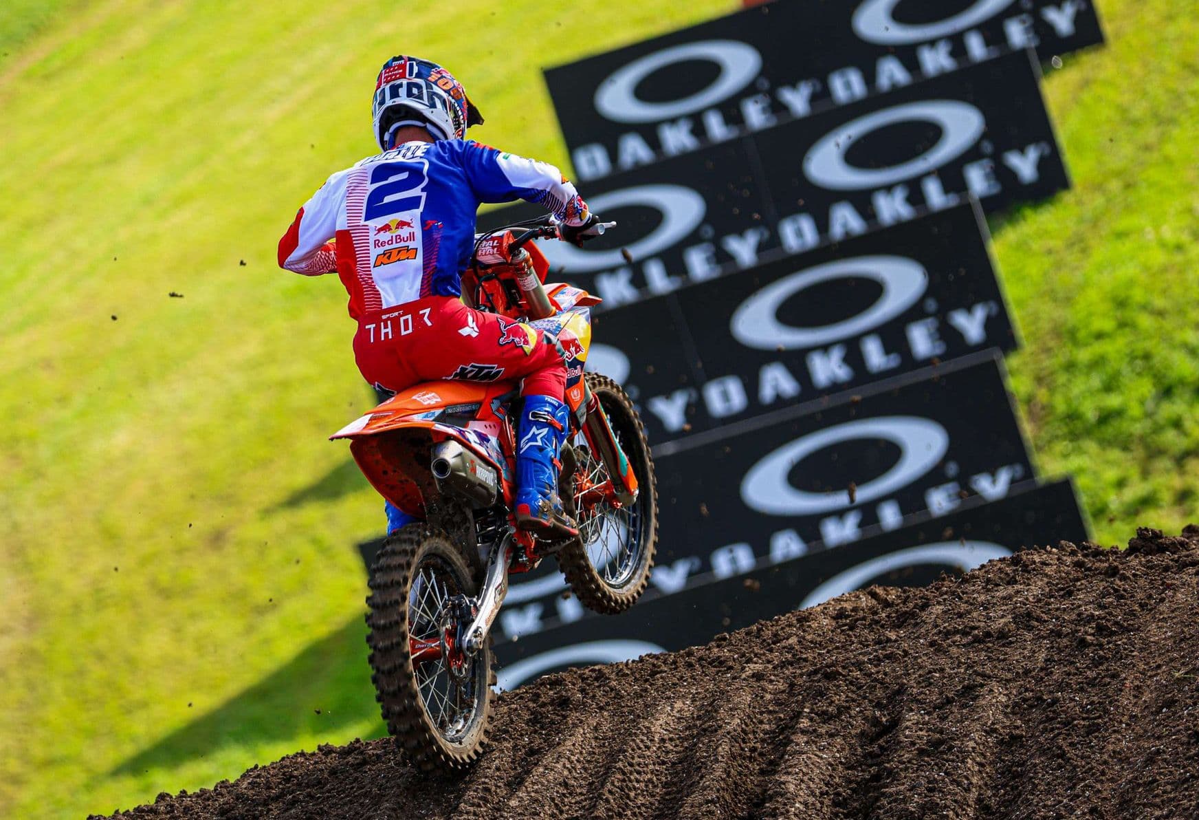 Vialle Wins MX2 Qualifier - MXoN image