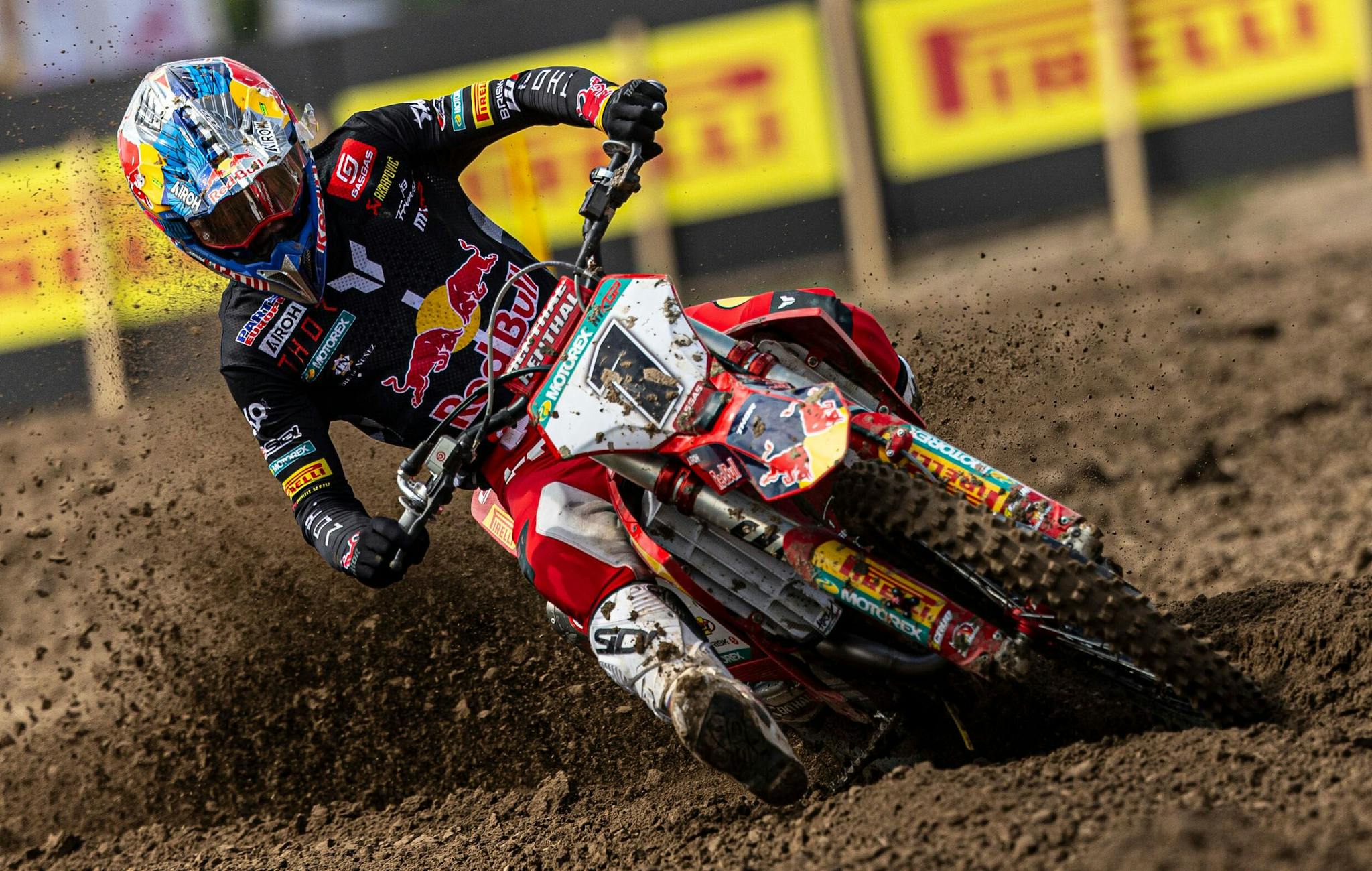 Prado Wins Saturday - MXGP