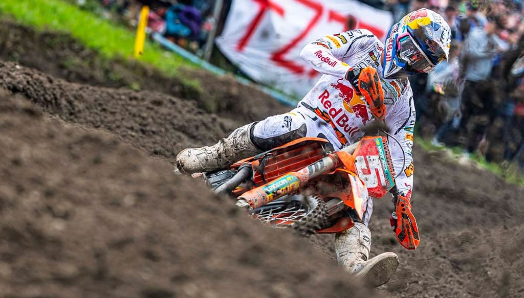 Coenen Leads Into France image