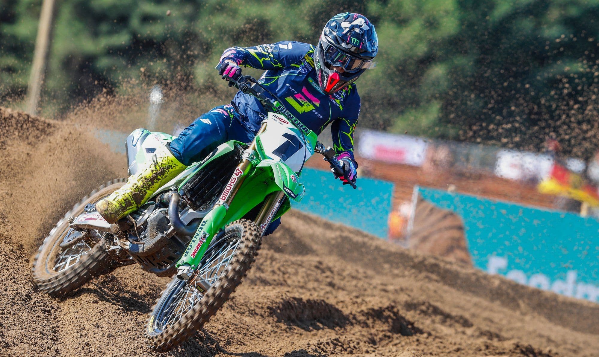 Romain Febvre - Change image