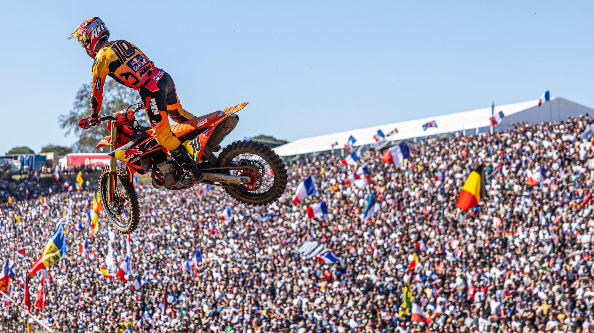 MXoN - What a View image