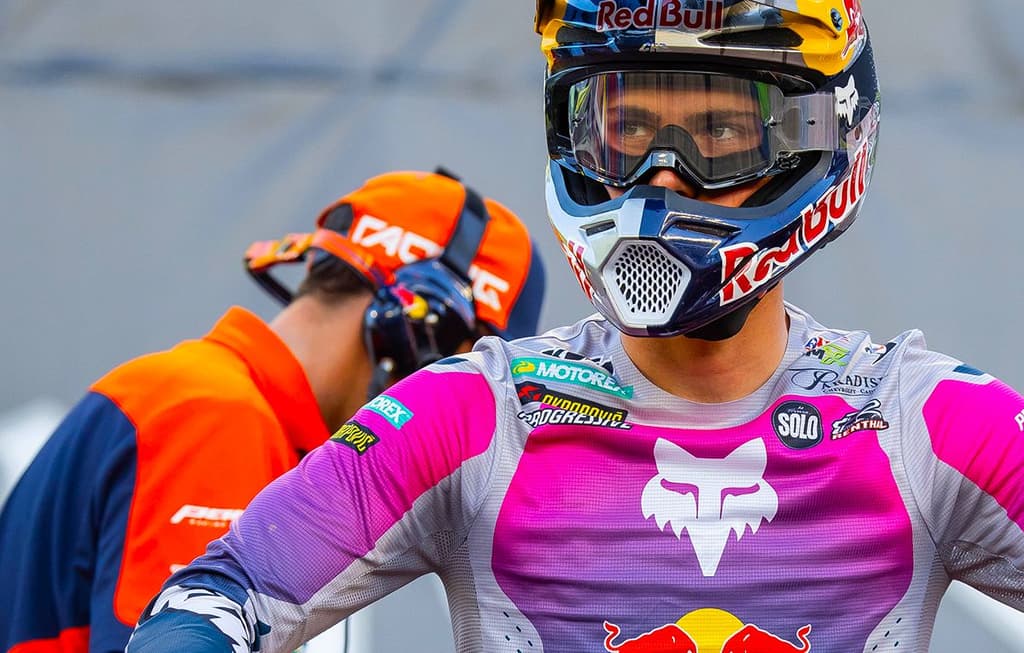 De Coster on Prado - Video image