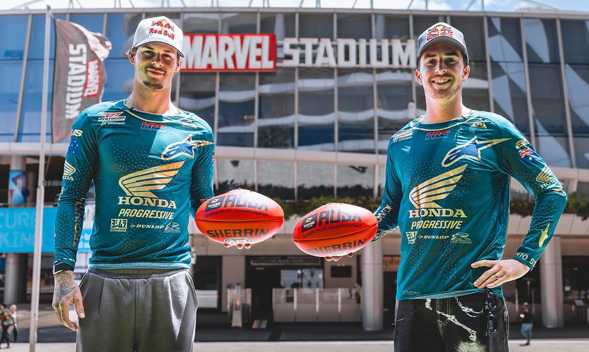 Lawrences in Aus X Open image