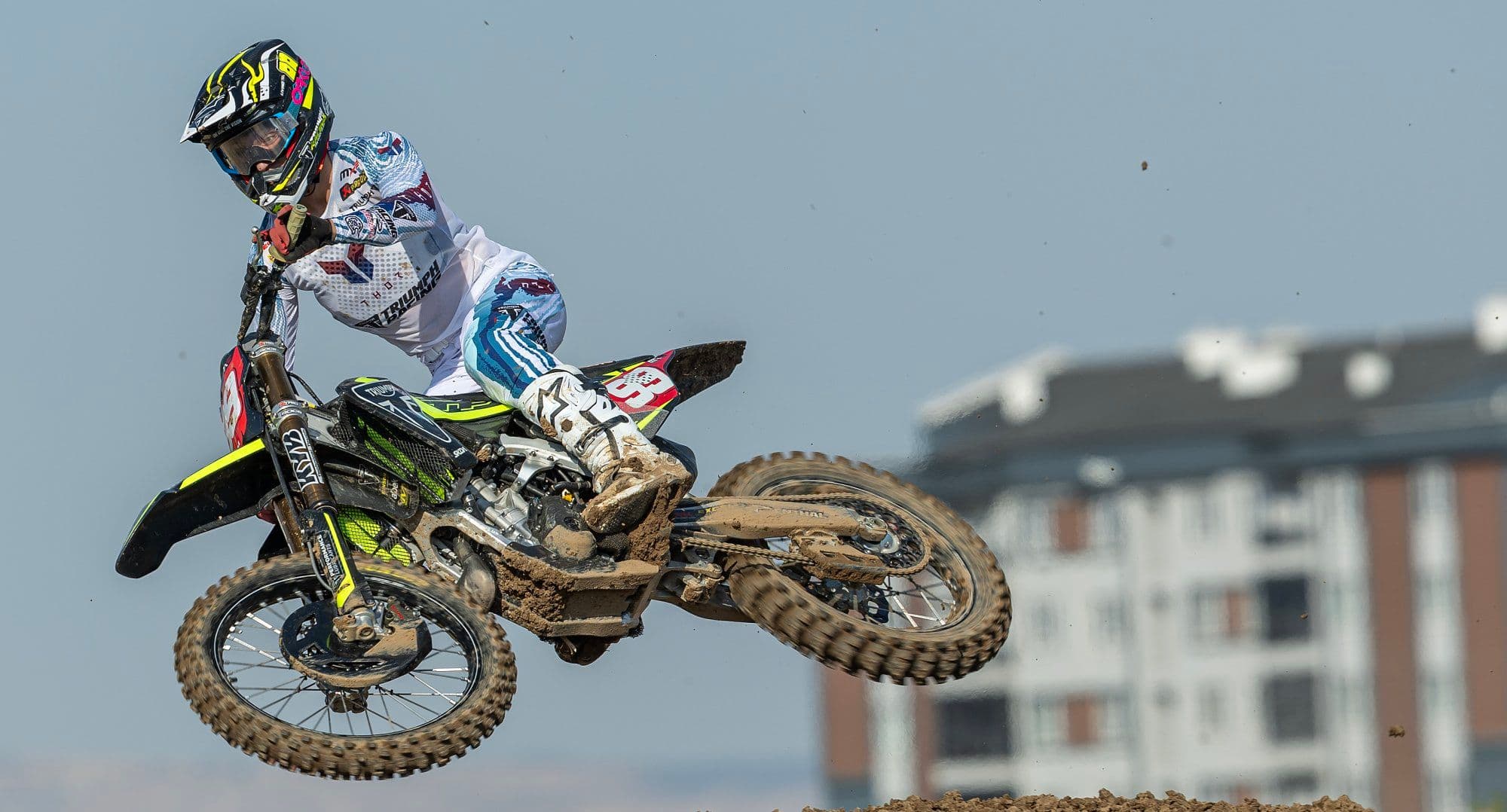 Farres wins MX2 Qualifier image
