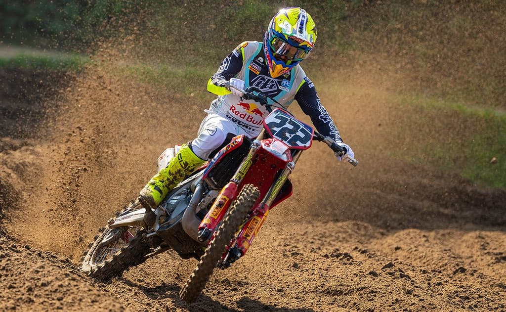 Cairoli Ends USA Vacation image