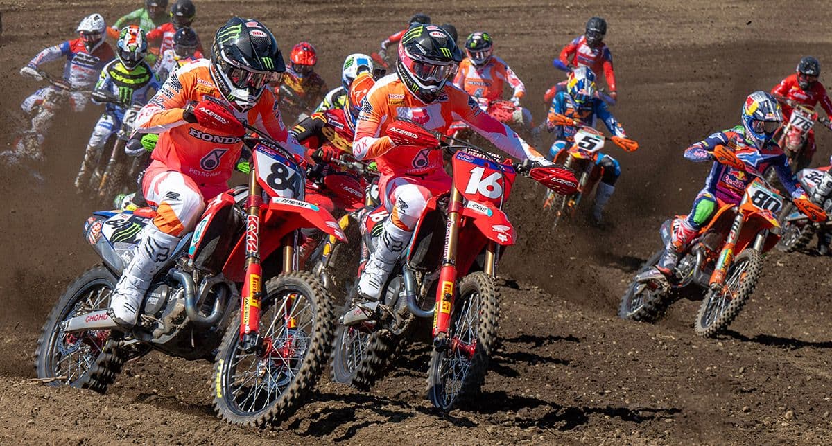 Argentina - Looking Back image