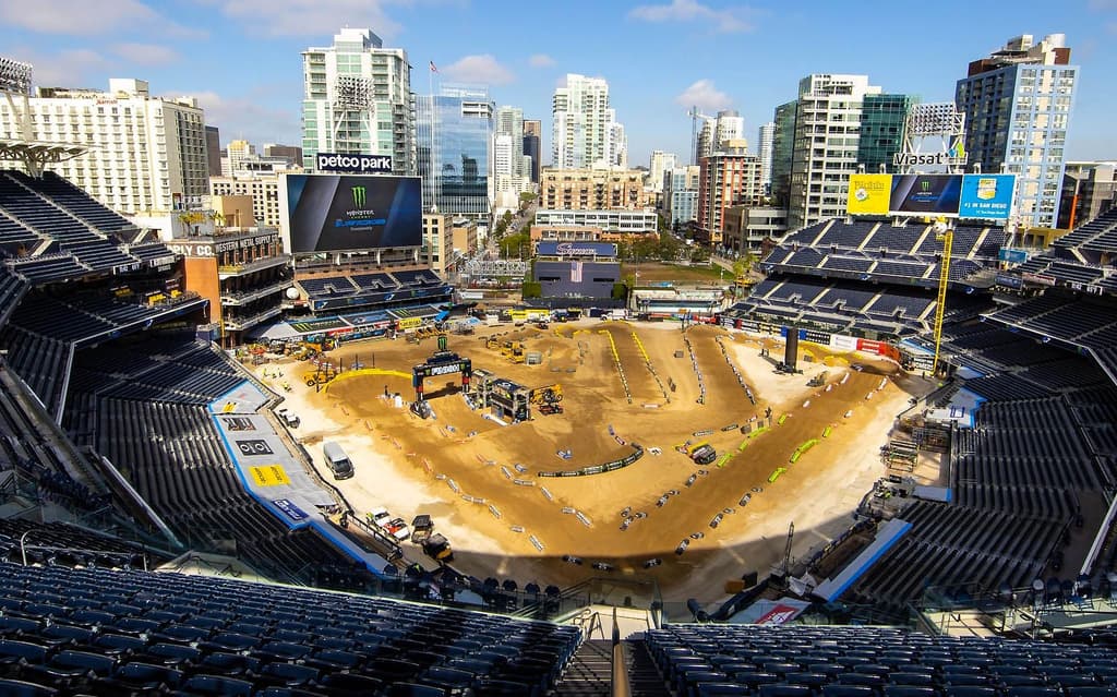 AMA SX and MX - Coverage image