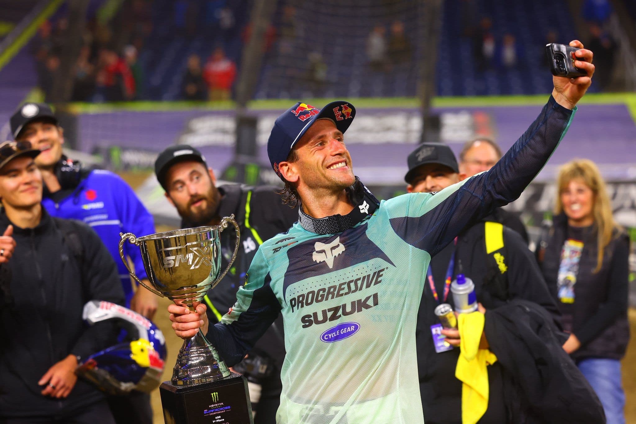 Roczen Wins in Detroit image