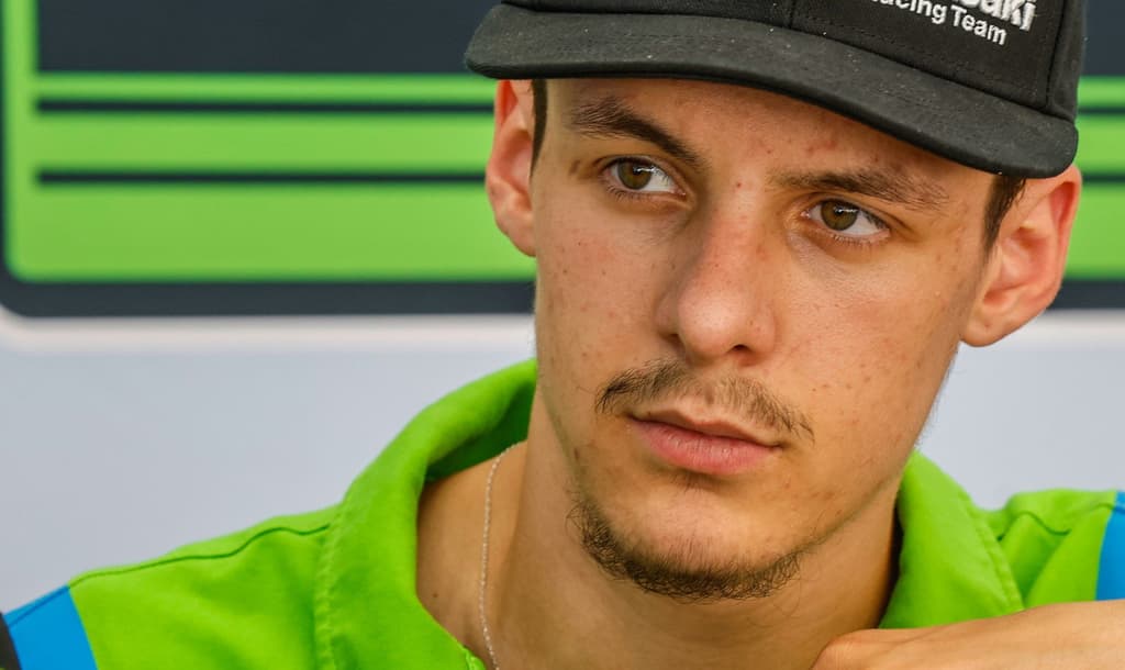 Mathis Valin - Out For Season image